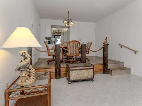 1555 Tarpon Center Drive Venice FL 34285