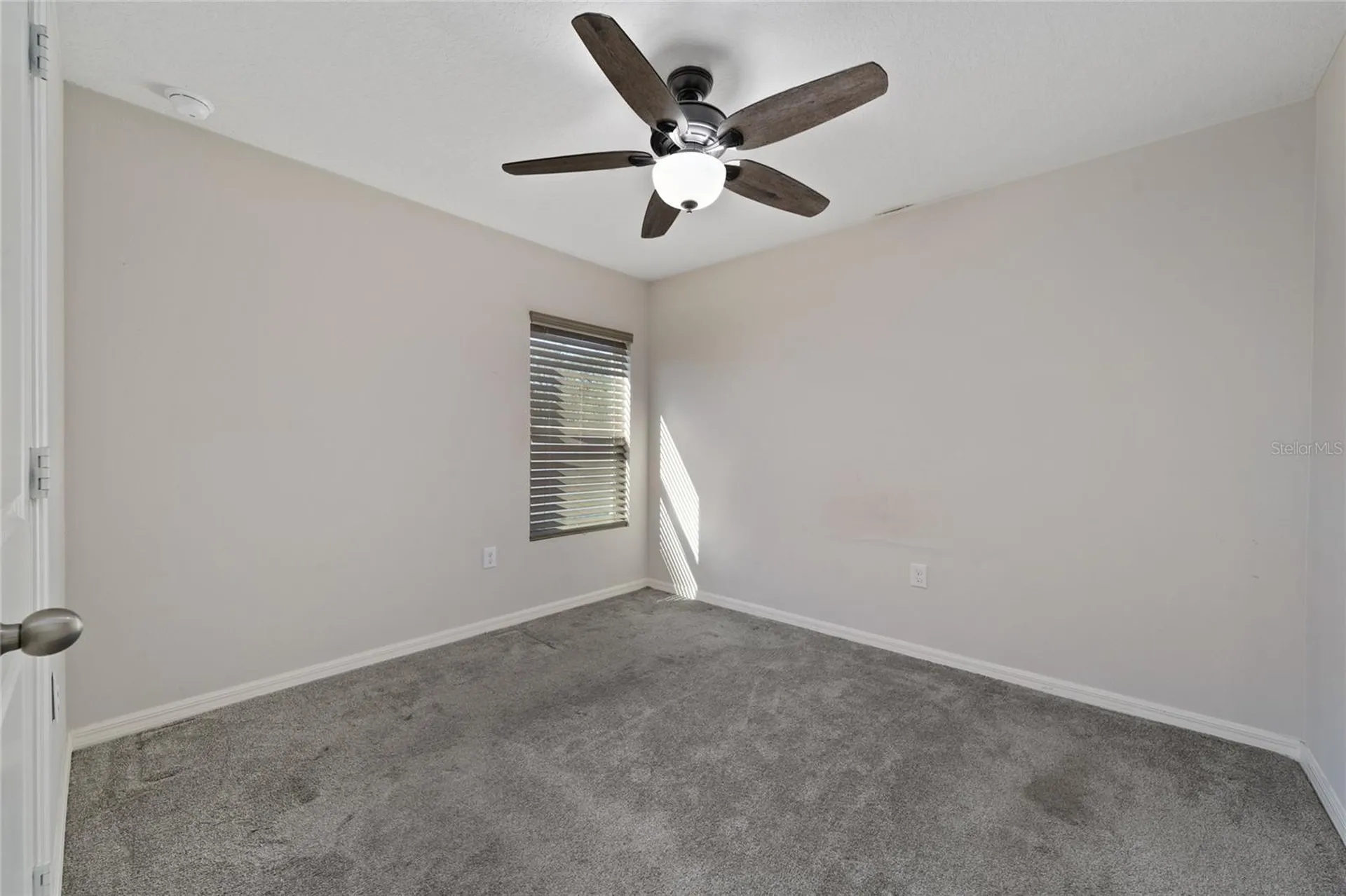 282 Fig Court Kissimmee FL 34759