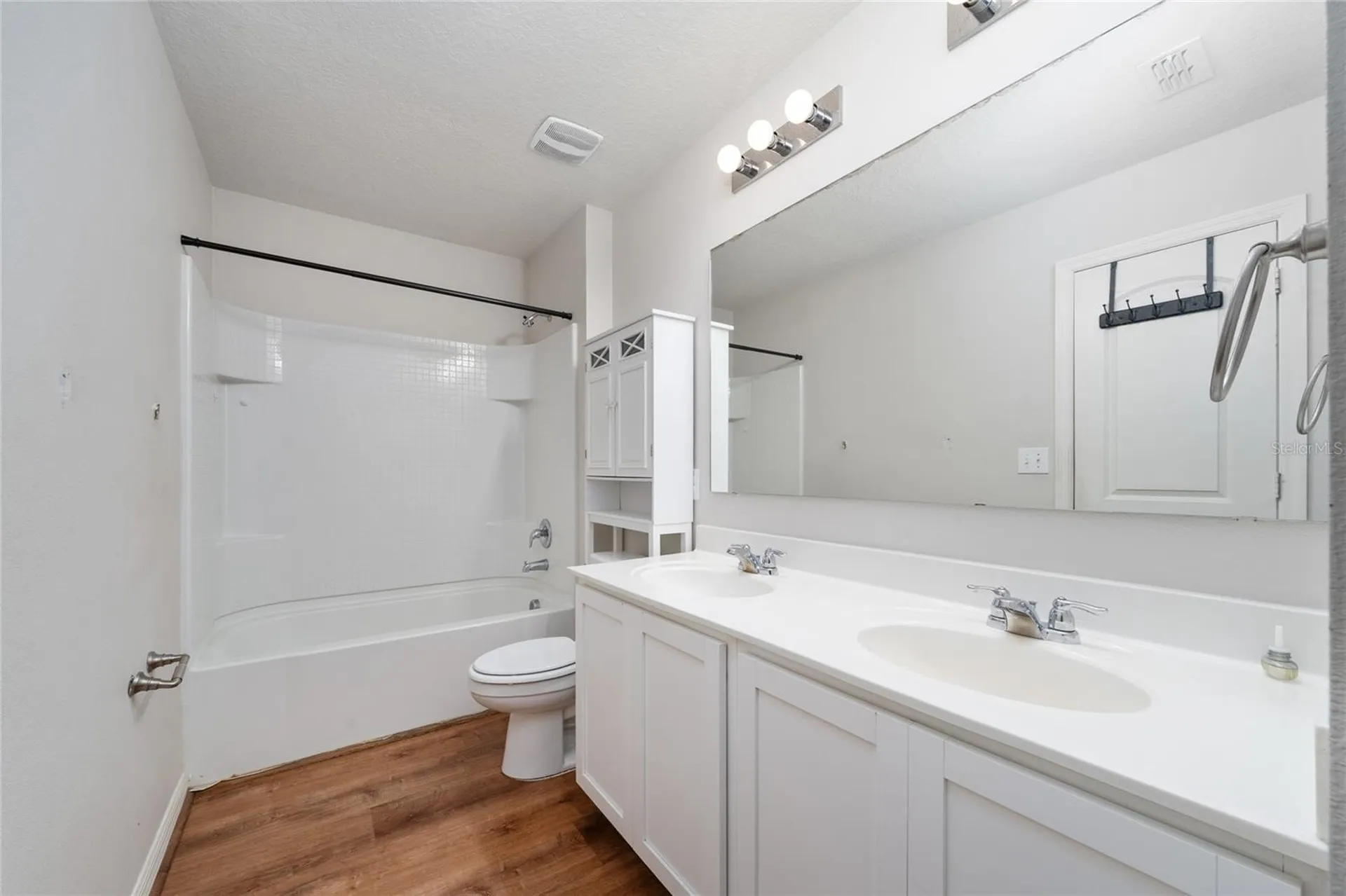 282 Fig Court Kissimmee FL 34759