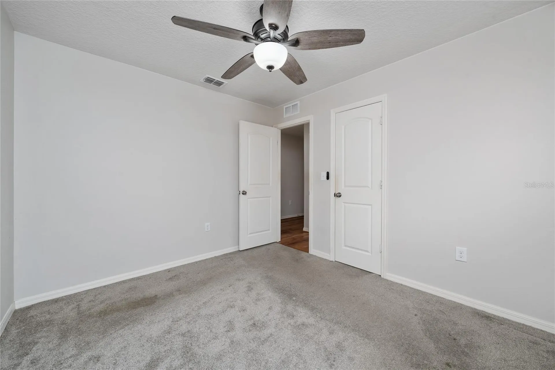 282 Fig Court Kissimmee FL 34759