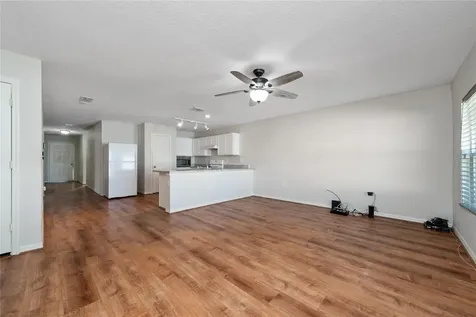 282 Fig Court Kissimmee FL 34759