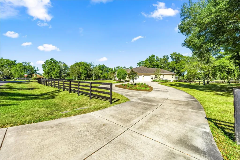 4681 NW 101st Street Road Ocala FL 34482