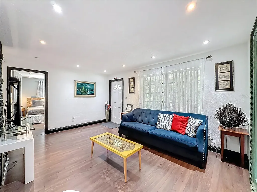 200 SW 9th Avenue Fort Lauderdale FL 33312