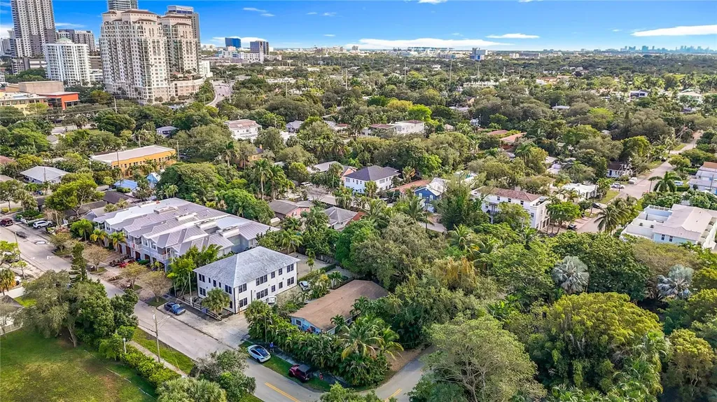 200 SW 9th Avenue Fort Lauderdale FL 33312