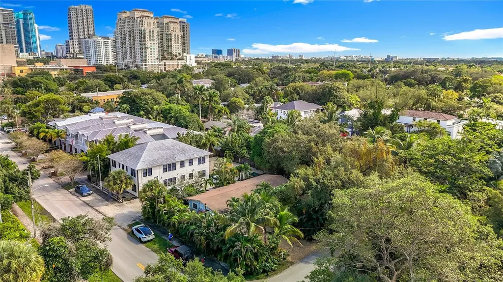 200 SW 9th Avenue Fort Lauderdale FL 33312