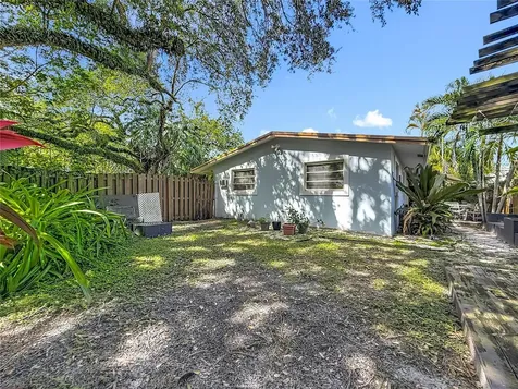 200 SW 9th Avenue Fort Lauderdale FL 33312
