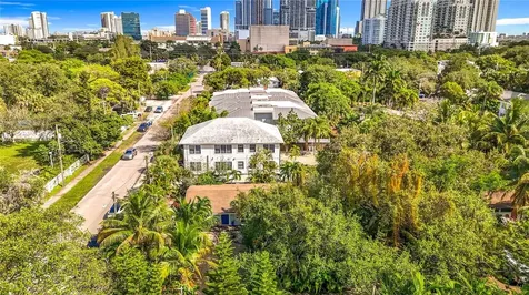 200 SW 9th Avenue Fort Lauderdale FL 33312
