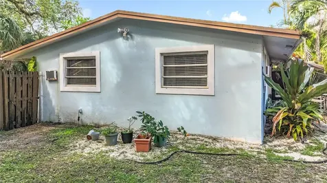 200 SW 9th Avenue Fort Lauderdale FL 33312