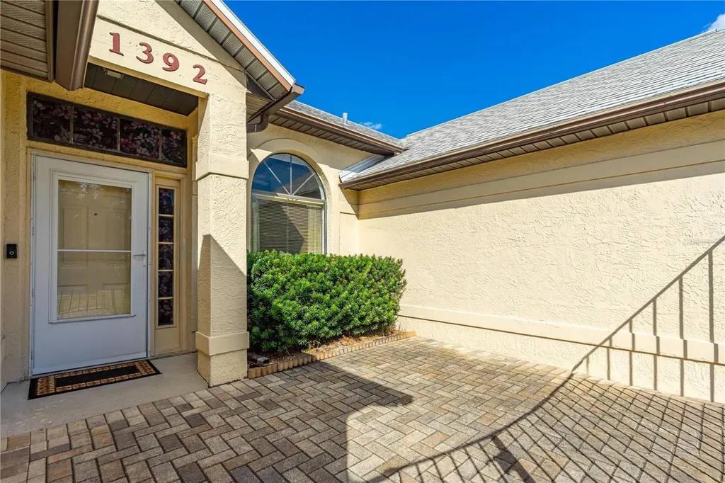 1392 Surrey Park Drive Port Orange FL 32128
