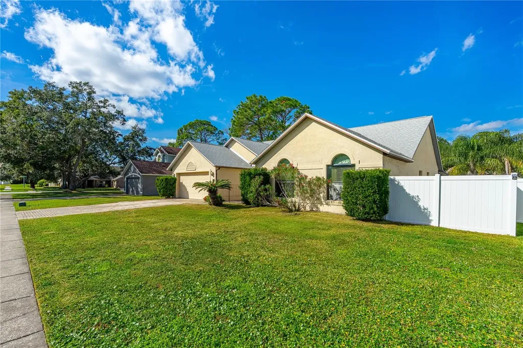 1392 Surrey Park Drive Port Orange FL 32128