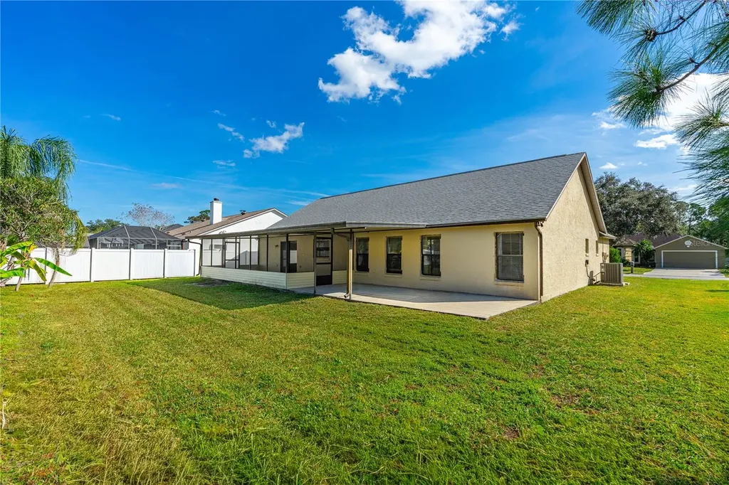 1392 Surrey Park Drive Port Orange FL 32128