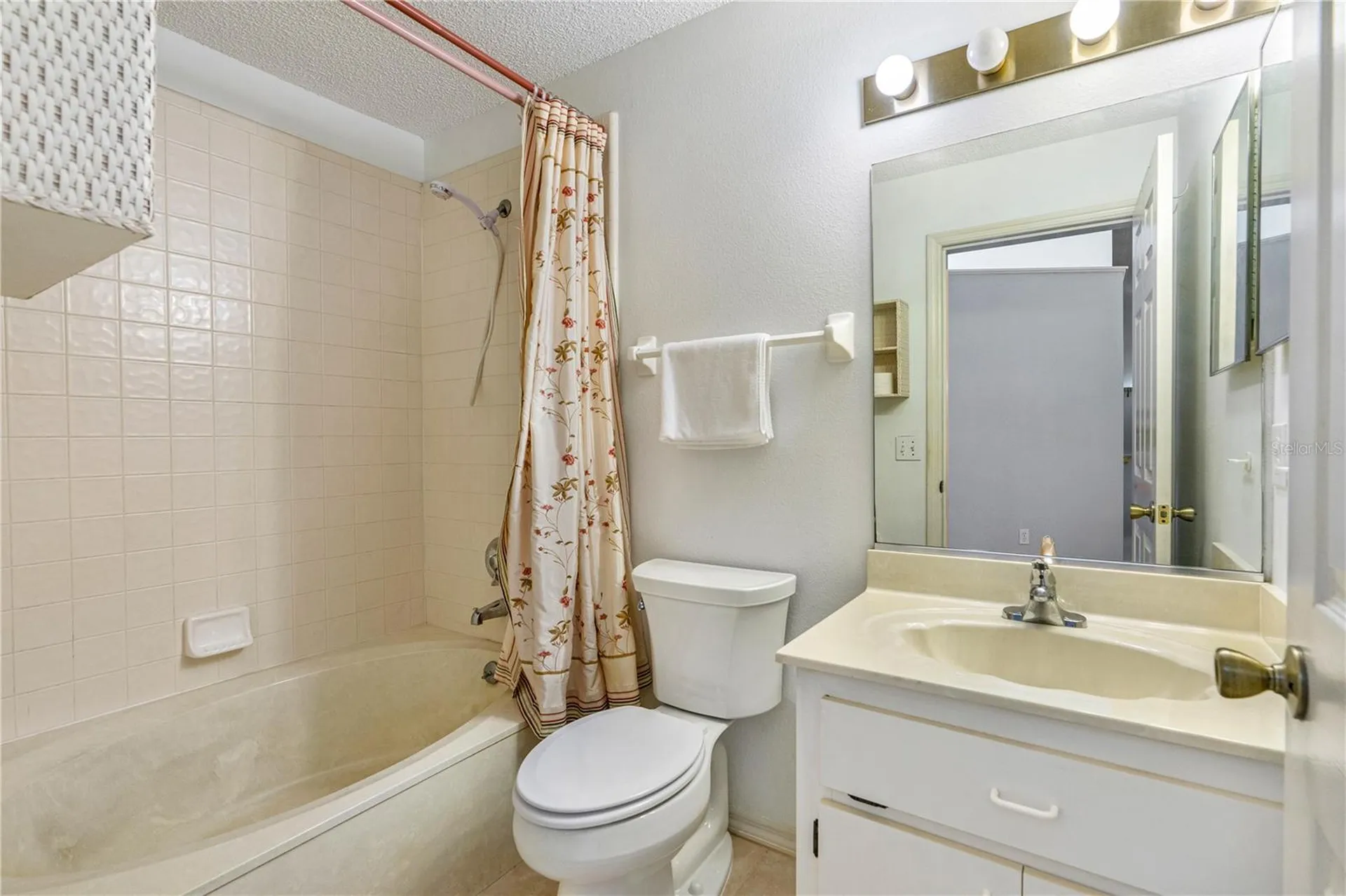 1392 Surrey Park Drive Port Orange FL 32128