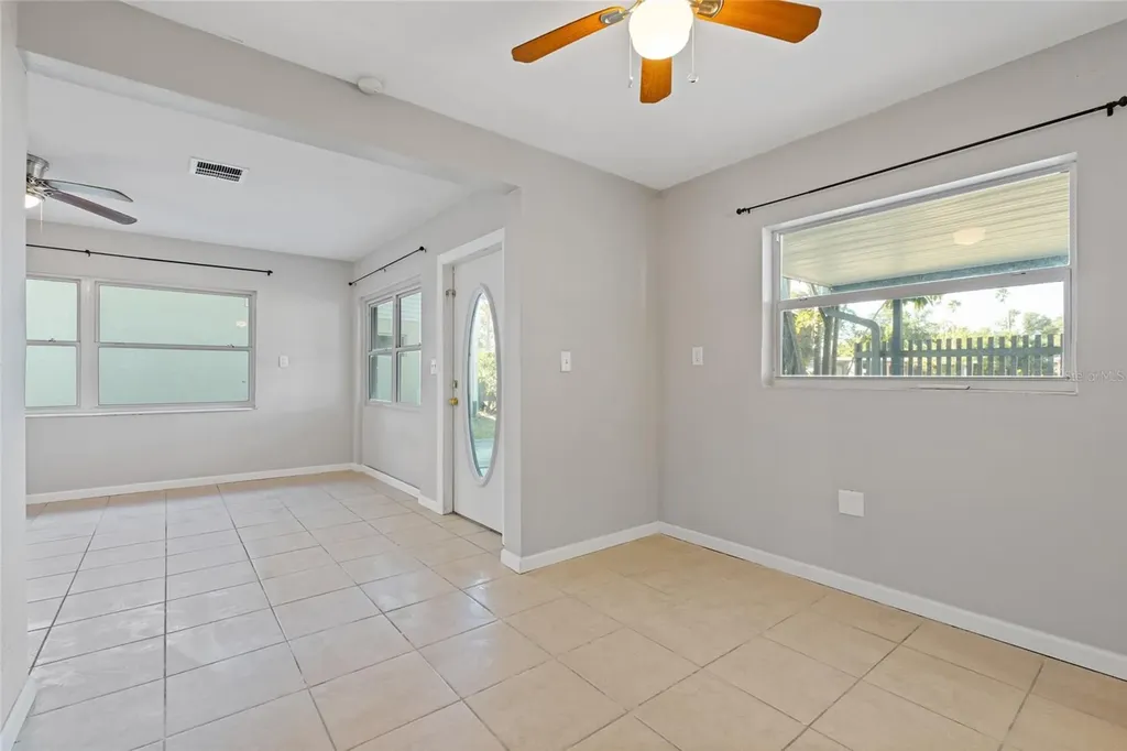 3967 Arkansas Avenue NE St Petersburg FL 33703