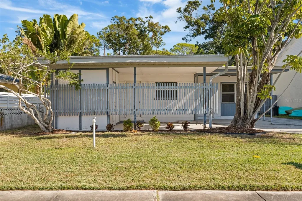 3967 Arkansas Avenue NE St Petersburg FL 33703