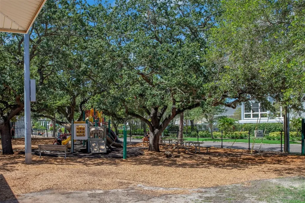 610 Luzon Avenue Tampa FL 33606