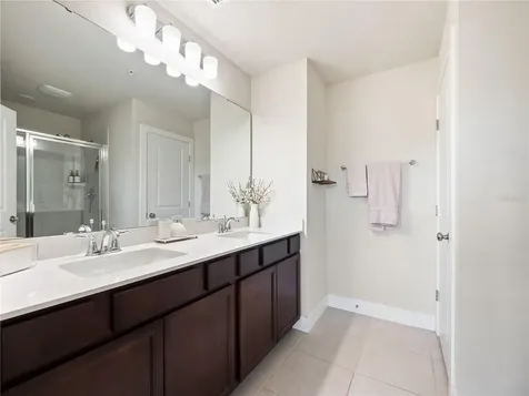 11018 Leafshore Loop Orlando FL 32829