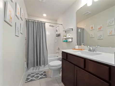 11018 Leafshore Loop Orlando FL 32829