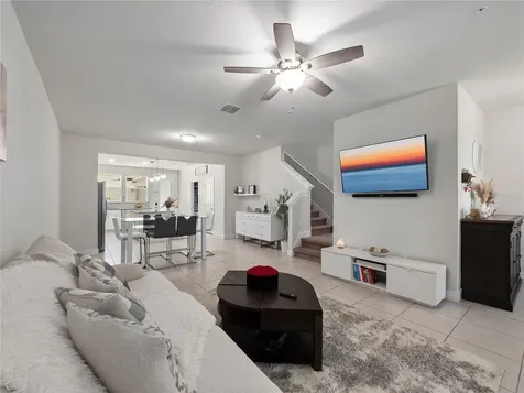 11018 Leafshore Loop Orlando FL 32829