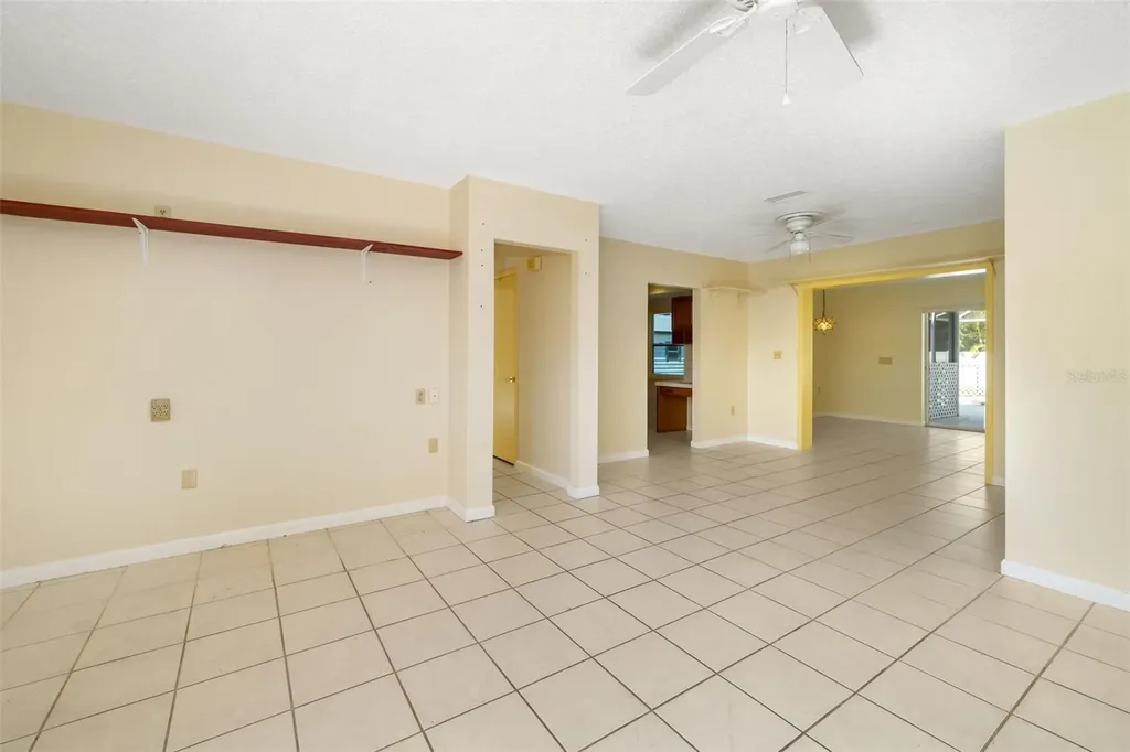 803 Plum Tree Lane Sarasota FL 34243