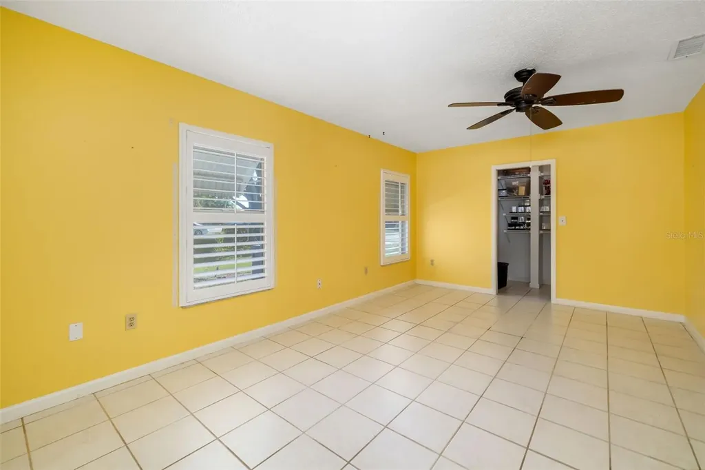 803 Plum Tree Lane Sarasota FL 34243