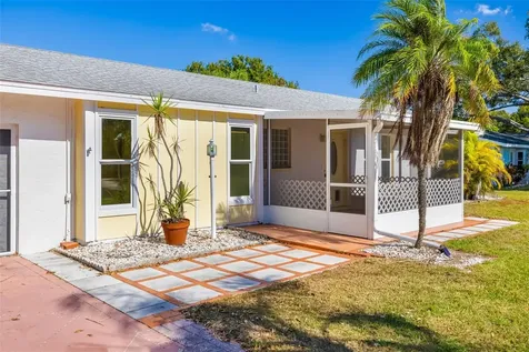 803 Plum Tree Lane Sarasota FL 34243