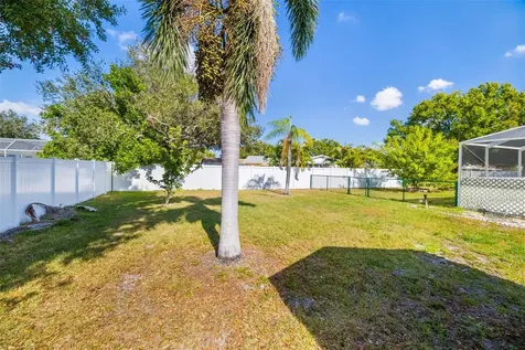 803 Plum Tree Lane Sarasota FL 34243