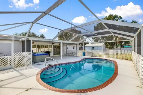 803 Plum Tree Lane Sarasota FL 34243