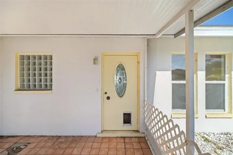 803 Plum Tree Lane Sarasota FL 34243