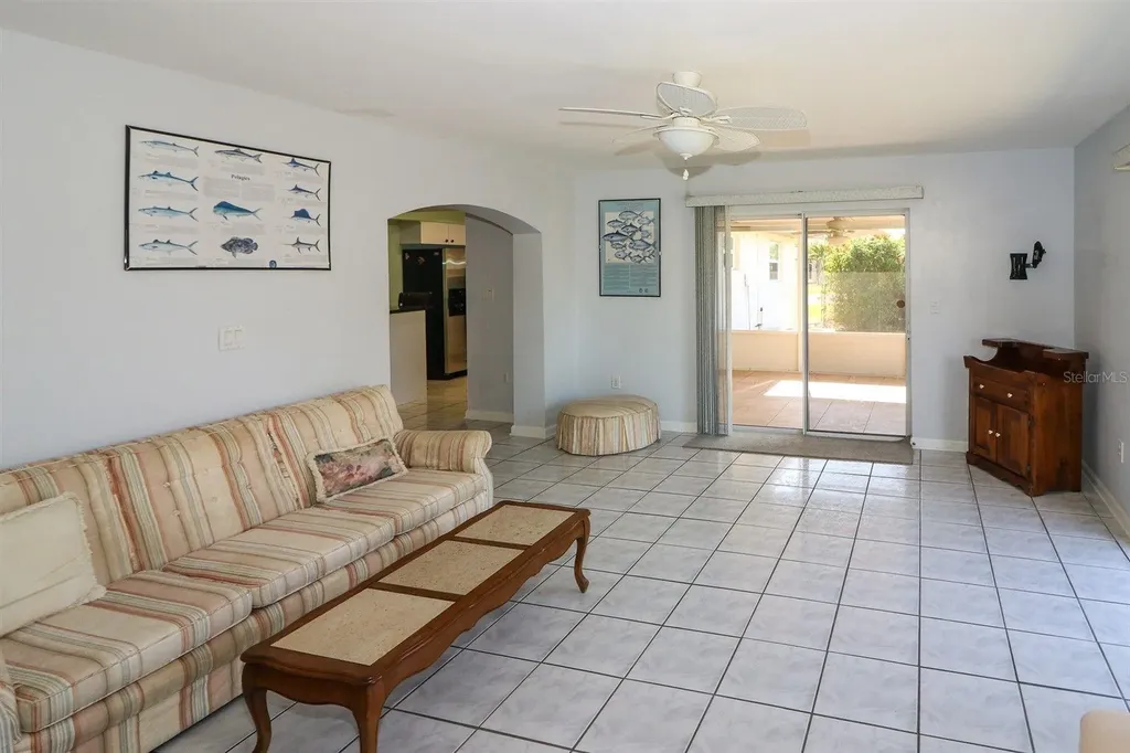 22191 New Rochelle Avenue Port Charlotte FL 33952