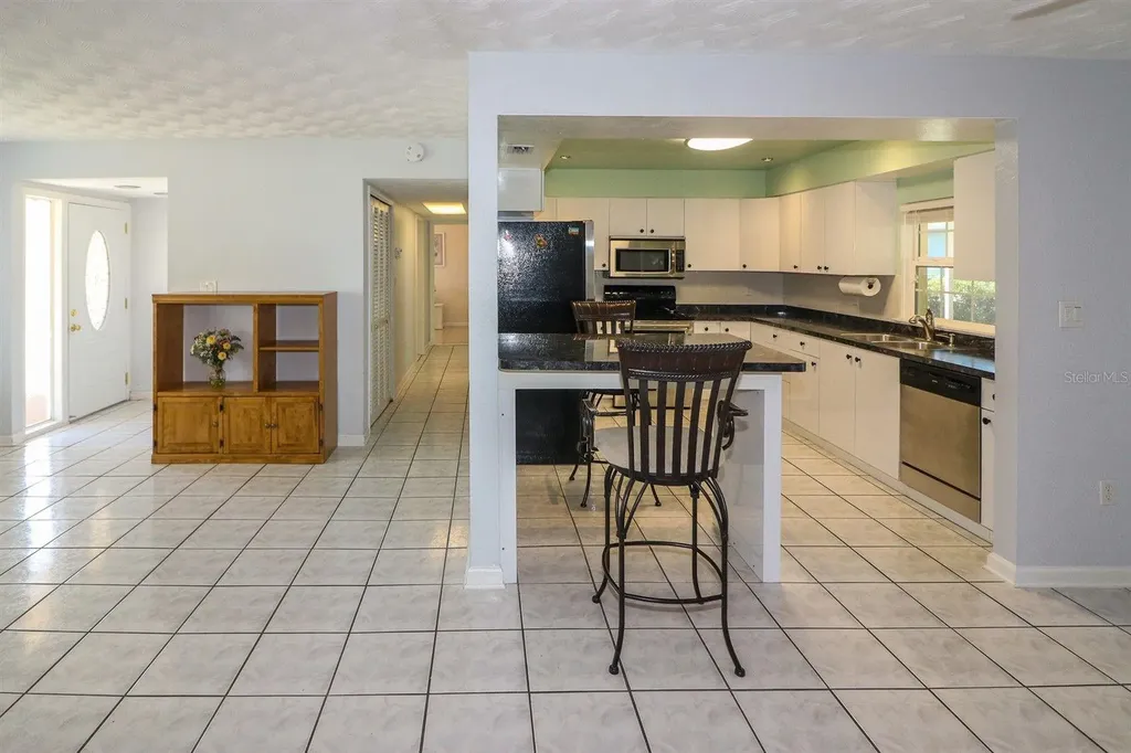 22191 New Rochelle Avenue Port Charlotte FL 33952