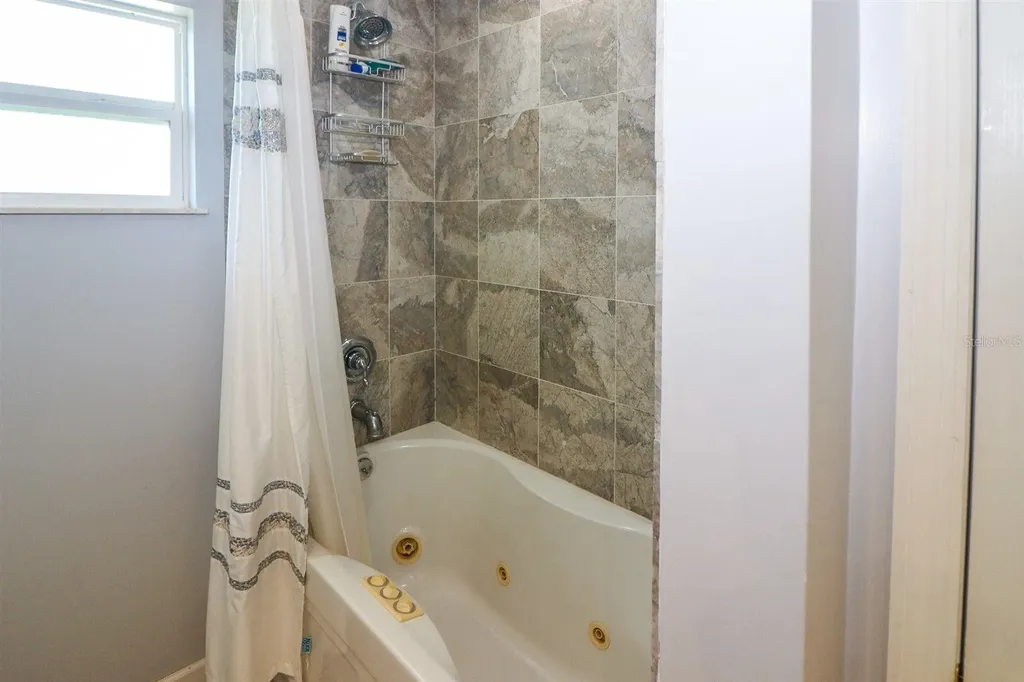 22191 New Rochelle Avenue Port Charlotte FL 33952