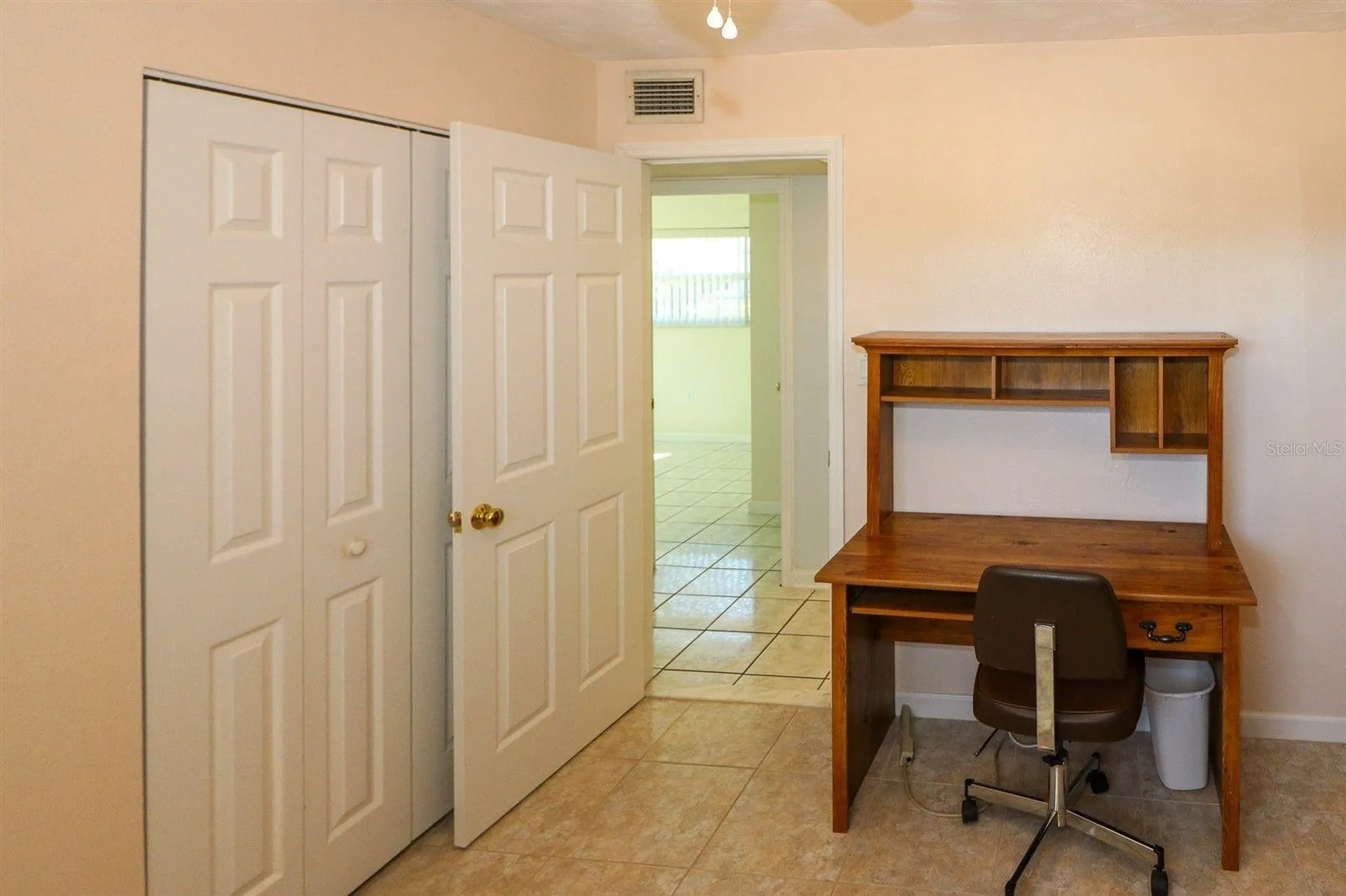 22191 New Rochelle Avenue Port Charlotte FL 33952