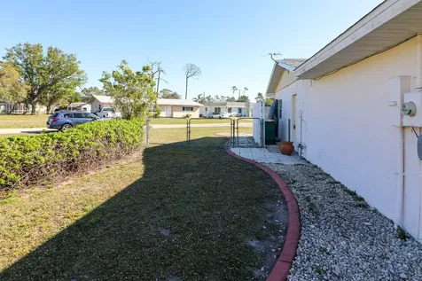 22191 New Rochelle Avenue Port Charlotte FL 33952
