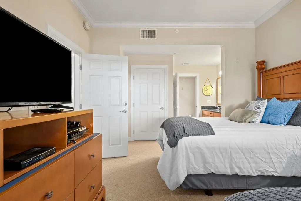 1370 Centre Court Ridge Drive Reunion FL 34747