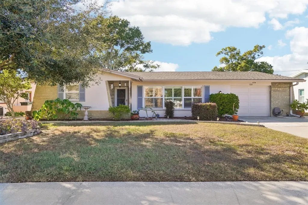 1530 S Lake Avenue Clearwater FL 33756