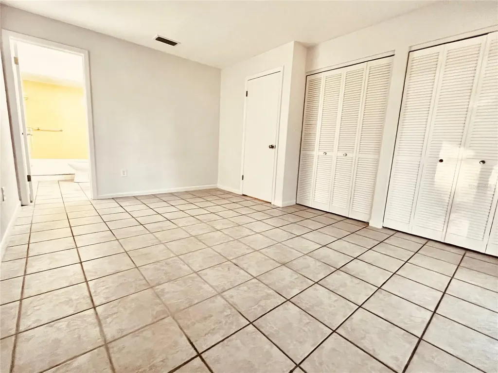 7401 21st Street N St Petersburg FL 33702