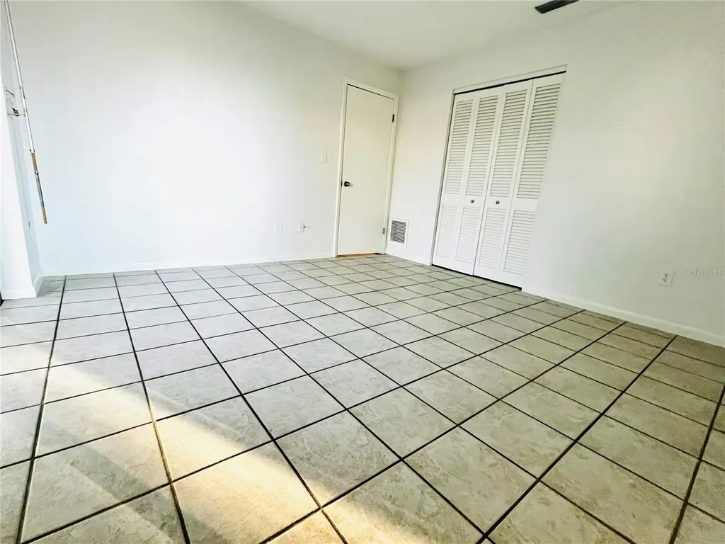 7401 21st Street N St Petersburg FL 33702
