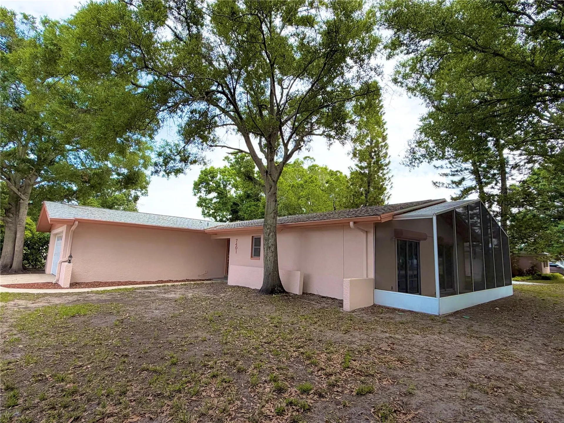 7401 21st Street N St Petersburg FL 33702