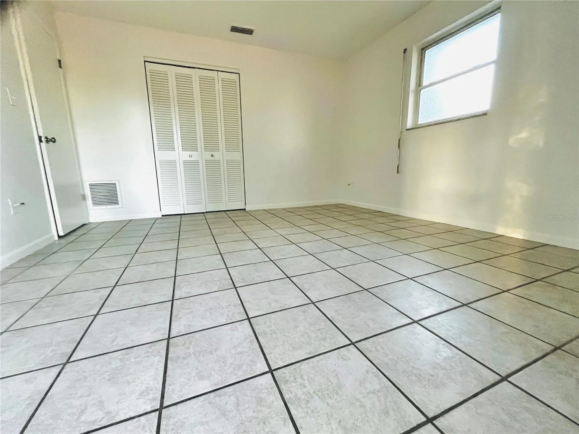 7401 21st Street N St Petersburg FL 33702