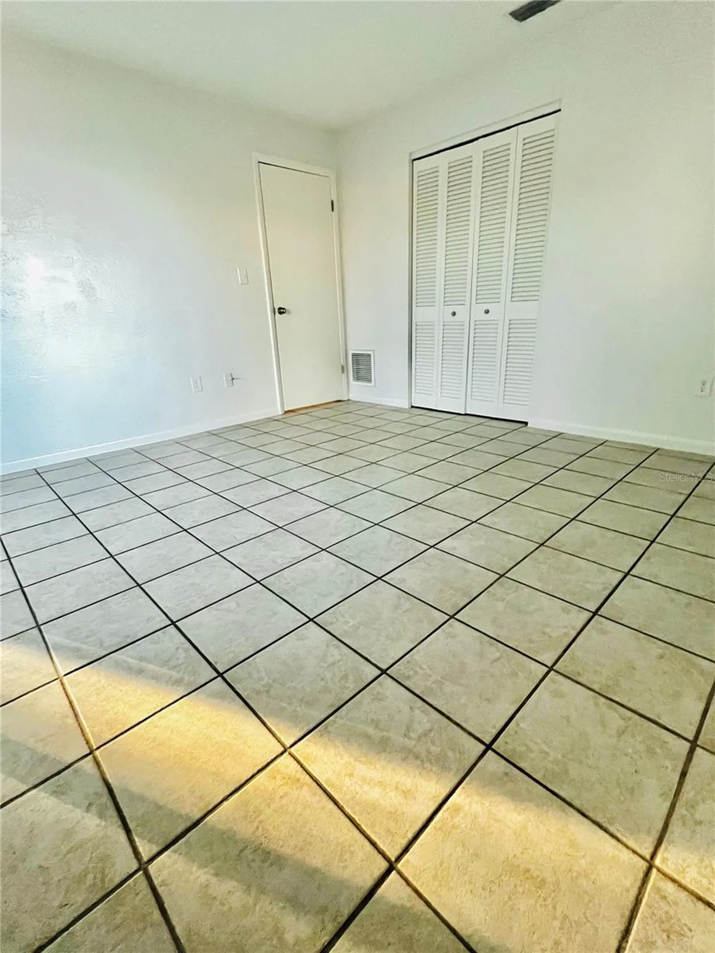 7401 21st Street N St Petersburg FL 33702