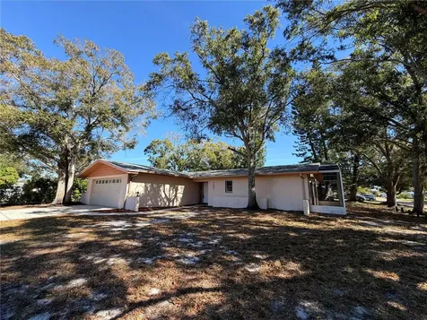 7401 21st Street N St Petersburg FL 33702