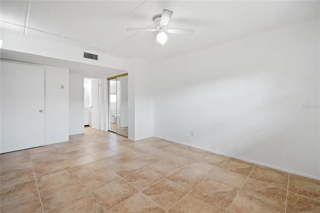 1100 E Caroline Street Tavares FL 32778