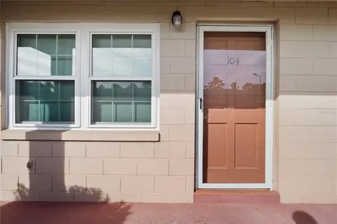 1100 E Caroline Street Tavares FL 32778