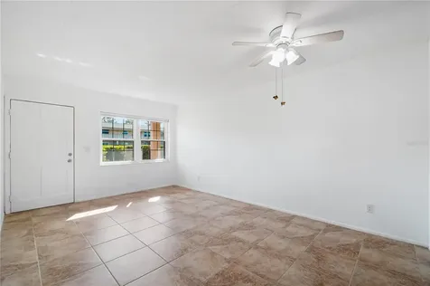 1100 E Caroline Street Tavares FL 32778
