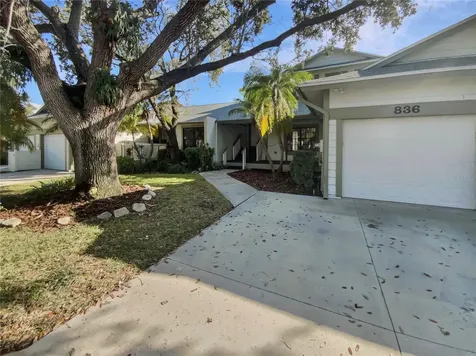 836 Amelia Court NE St Petersburg FL 33702