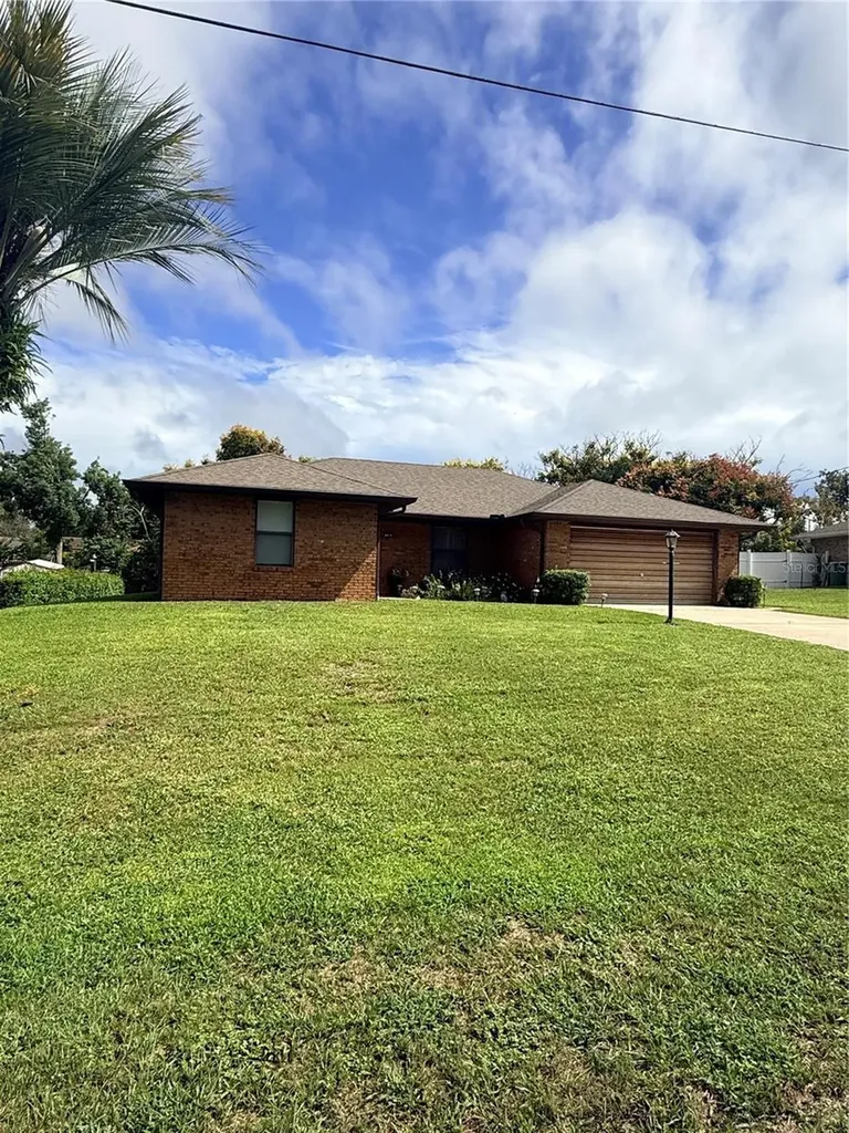 1897 Fortune Court Deltona FL 32725