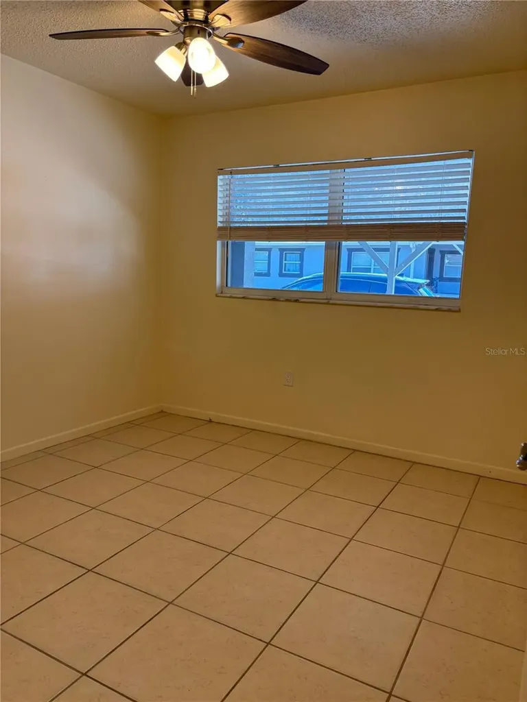 822A S Lone Oak Drive Leesburg FL 34748
