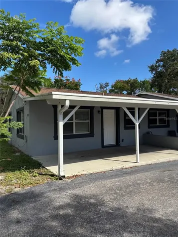 822A S Lone Oak Drive Leesburg FL 34748
