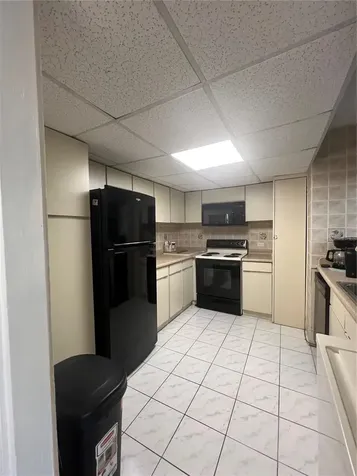 4745 Isla Verde Avenue Carolina PR 00979