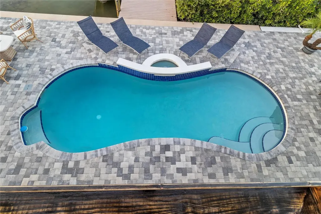328 6th Avenue Indian Rocks Beach FL 33785